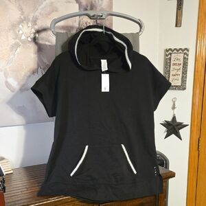 Livi Black Short Sleeve Hoodie with Pocket 10/12
